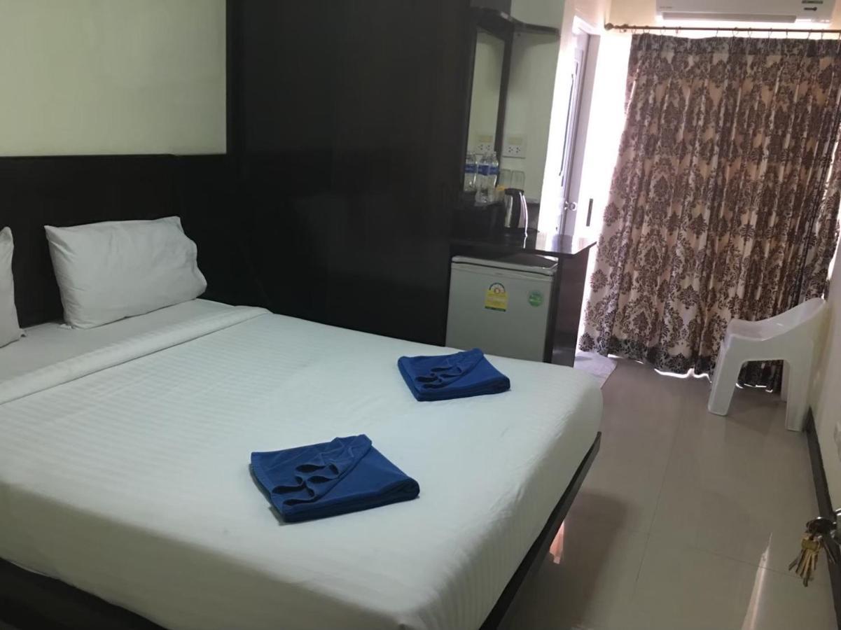 Blueskyhouse Patong Hotel Ngoại thất bức ảnh