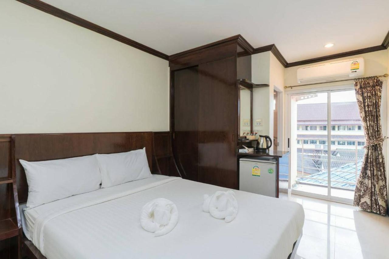 Blueskyhouse Patong Hotel Ngoại thất bức ảnh