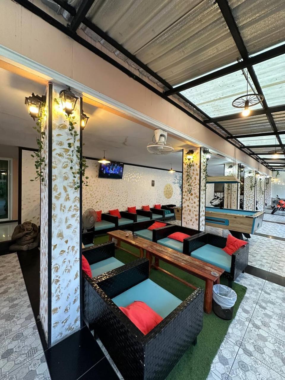 Blueskyhouse Patong Hotel Ngoại thất bức ảnh